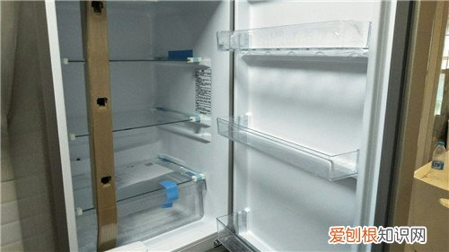 冰箱侧面发热正常吗,冰箱侧面发热是正常现象吗