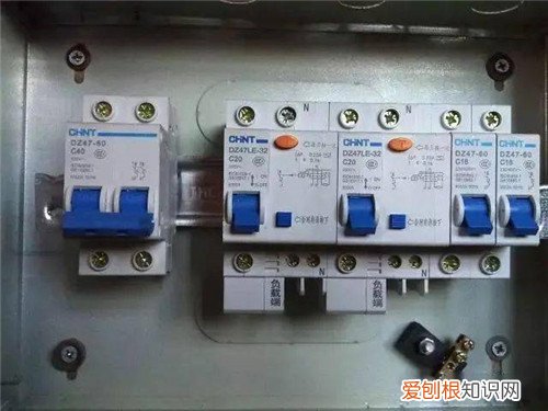 40a漏电开关可以带多少千瓦，40a漏电断路器可以带多少千瓦