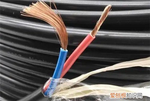 20千瓦需要多少平方的电线，20千瓦需要多少平方的电线 220V