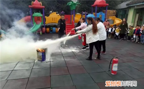 电池着火用什么灭火器,电池火灾用什么灭火器