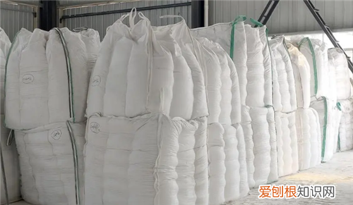 石灰和水泥的区别有哪些，石灰与白水泥的区别