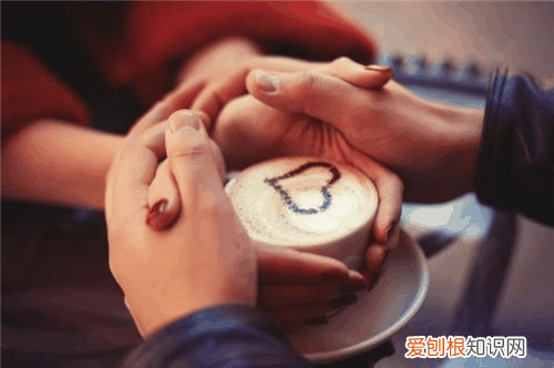 爱情和友情有什么区别 婚姻怎样经营才长久