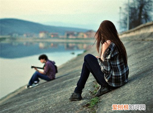 有男朋友却喜欢上别人了怎么办 脚踏两只船怎么处理感情