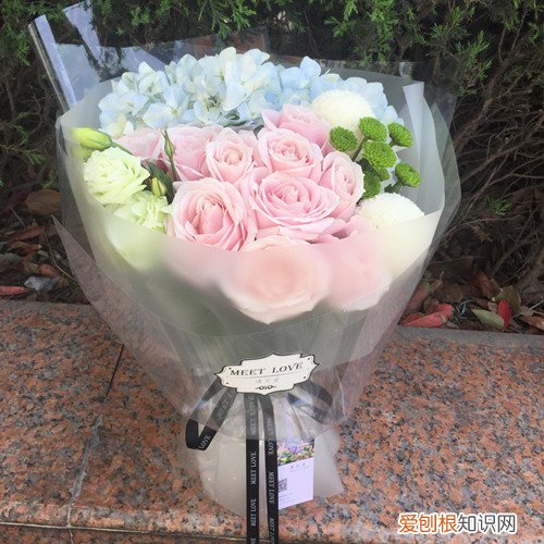 情人节送老婆什么花 情人节送花注意事项