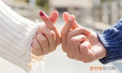 女孩默认做你女朋友的表现 女姓慢慢接受你的表现