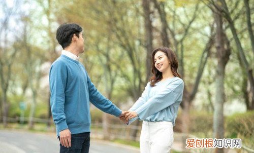 未婚男孩爱上已婚女人的表现 为什么单身男会爱上已婚女