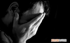 一个男人在女人面前哭代表什么 一个男人真正爱你的表现