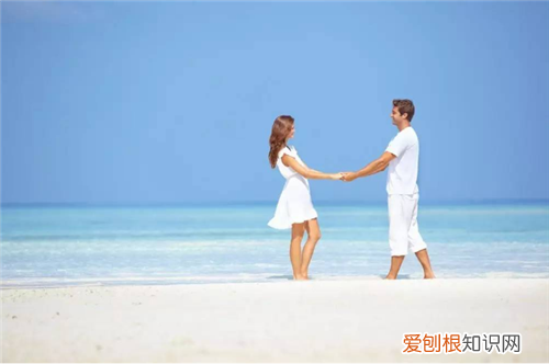 狮子座喜欢一个人的表现 如何判断狮子座喜欢你