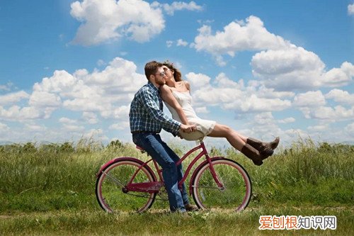 谈恋爱怎么聊天 恋爱初期怎么相处好