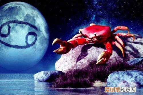 巨蟹男喜欢你的8个预兆 这些你都知道吗