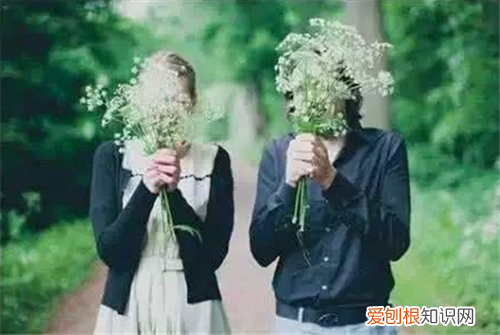 秀恩爱的句子简短 俩人感情如何维持