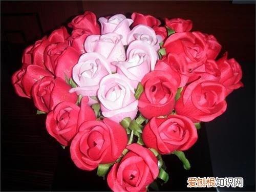 一周年纪念日短句8字一周年纪念日短语有哪些