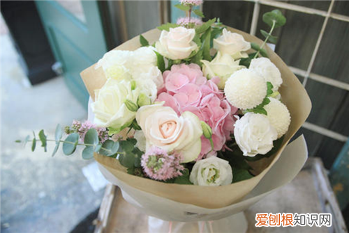 对老师的赞美的话 送老师什么礼物比较好