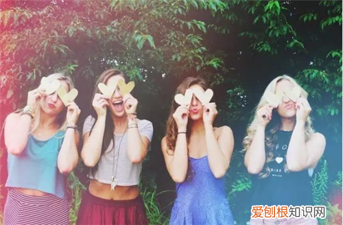 不能参加闺蜜婚礼遗憾的说说 闺蜜结婚送什么好