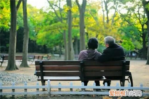 人生感悟的句子简短的 人生遇到难题怎么办