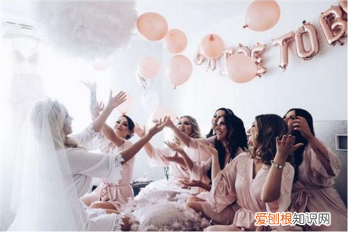 当伴娘怎么往回要姻缘 伴娘伴郎必须要同辈分吗