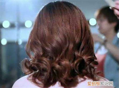 婚礼上婆婆妈妈的发型 婚礼上婆婆穿什么衣服适合