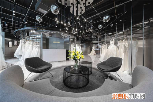 买婚纱和租婚纱哪个合算 女方婚纱钱是谁出