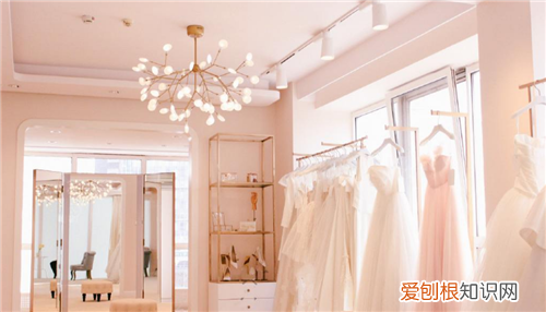 买婚纱和租婚纱哪个合算 女方婚纱钱是谁出