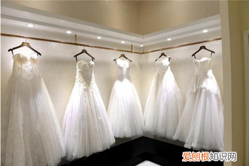 买婚纱和租婚纱哪个合算 女方婚纱钱是谁出