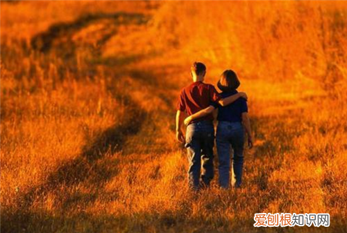 给一对恋人的祝福语 情侣之间如何相处