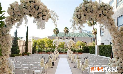 女人梦见自己结婚好吗 女人梦到结婚代表什么