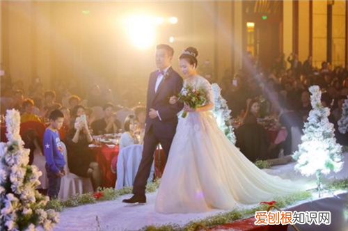 儿子婚礼父亲致辞简短大气 准备喜事的家庭赶紧收藏