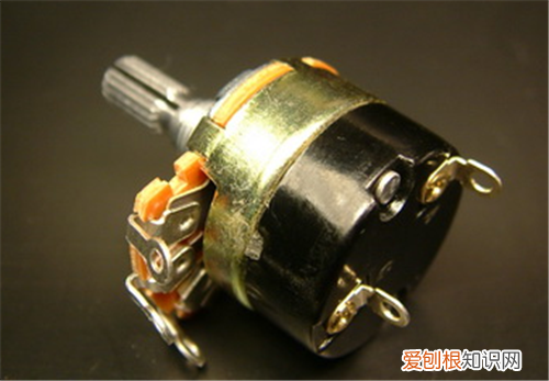 可变电阻器的种类 可变电阻器有什么作用