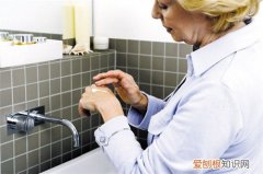 冬季干燥容易有哪些问题 吃什么比较好