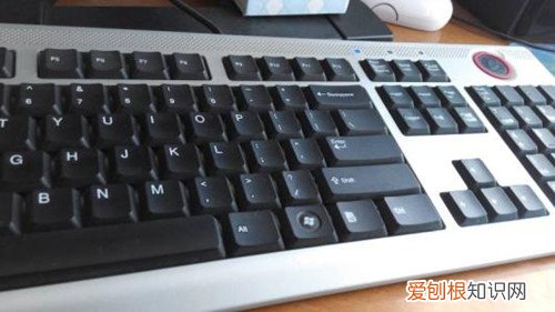 键盘打不出字怎么回事键盘打不出字怎么解锁