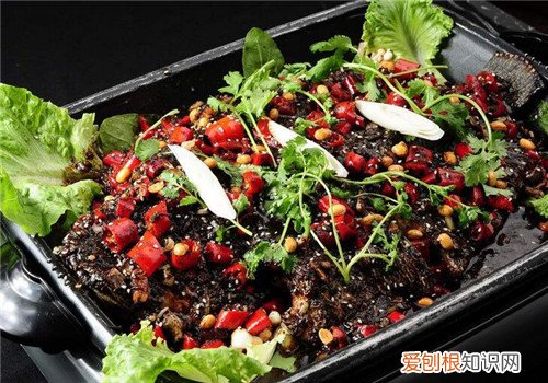 如何在家自己做烤鱼做烤鱼注意事项有哪些