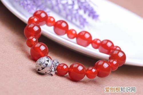 红玉髓的功效与作用红玉髓佩戴的注意事项
