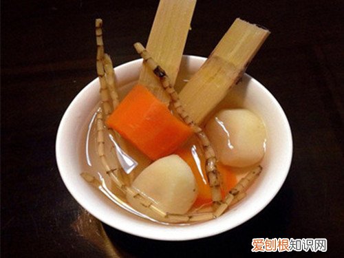 白茅根泡水喝的功效白茅根和鱼腥草的区别分析