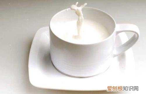 牛奶怎么加热合适 最好的方式却是隔水加热