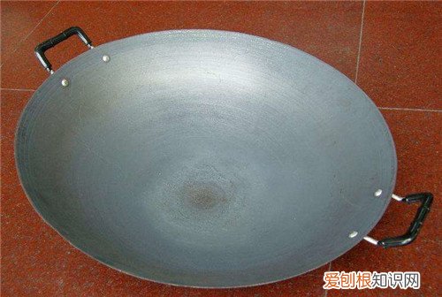 生铁和熟铁的区别有哪些 生铁锅和熟铁锅的辨别方法