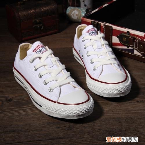 帆布鞋怎么清洗白色帆布鞋变黄了怎么办