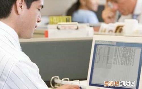 如何防电脑辐射电脑辐射脸上起痘痘怎么办