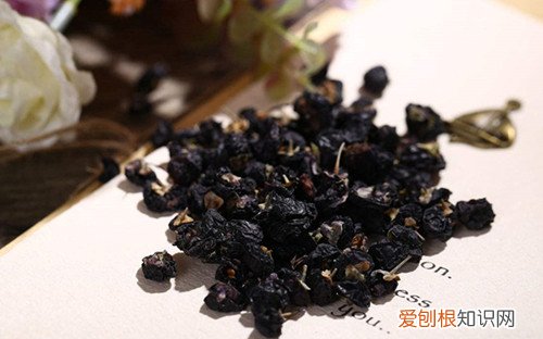 黑果枸杞怎么吃好怎么区分黑枸杞的真假