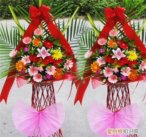 开业花篮一般都插什么花 赠送花蓝要注意哪些细节