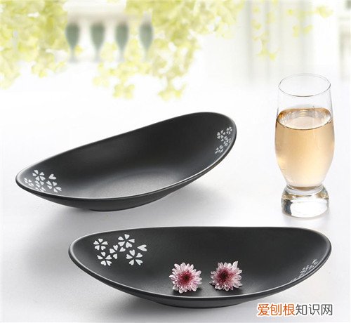餐具用品由哪些材料制成 8种常见的餐具材质推荐