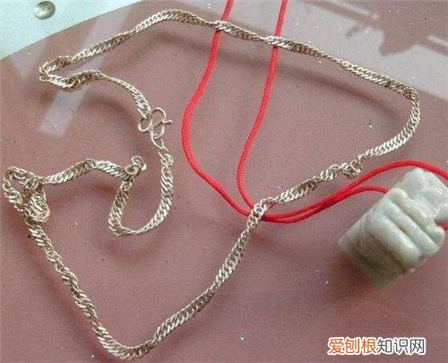银链子变黑怎么办 这几招让你银项链变亮
