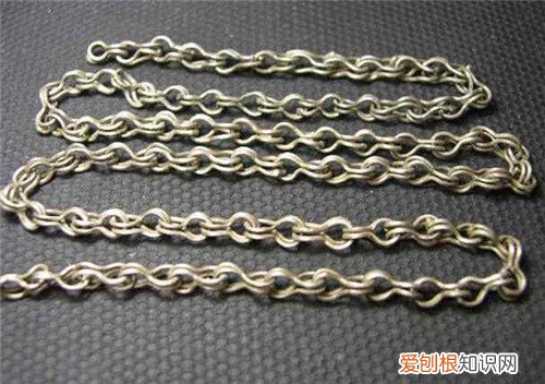 银链子变黑怎么办 这几招让你银项链变亮