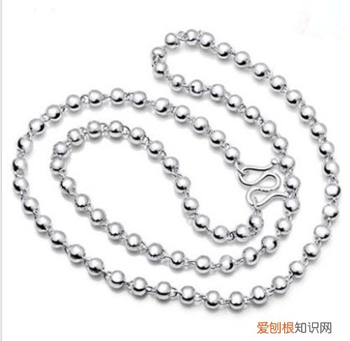 银链子如何保养 佩戴银首饰有什么好处