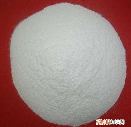 小苏打的作用有哪些使用小苏打注意事项有哪些