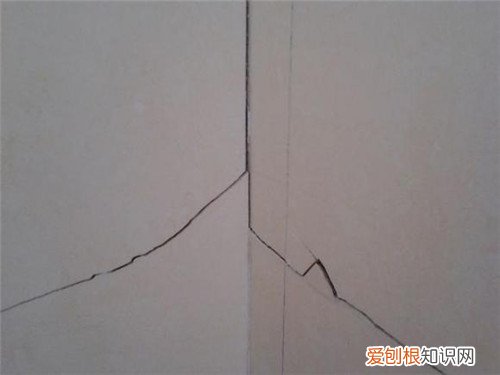 瓷砖破了一小块怎么办给您快速解决瓷砖破损难题