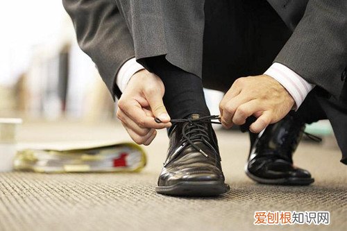 aun袜子为什么那么贵脚出汗穿什么袜子好