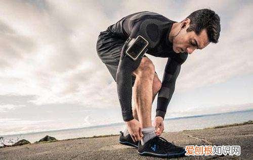 aun袜子为什么那么贵脚出汗穿什么袜子好