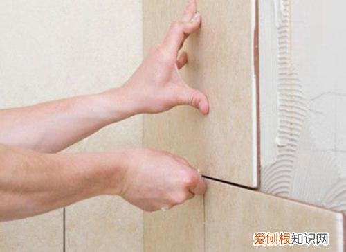 什么季节不能贴瓷砖贴瓷砖有什么注意事项