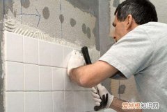 什么季节不能贴瓷砖贴瓷砖有什么注意事项