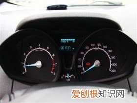 行车电脑显示屏是什么 行车电脑显示屏作用